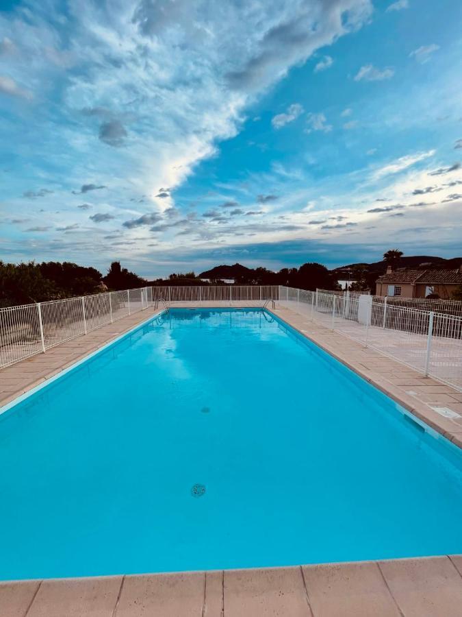 Studio vue mer Réf Agay Plage G 11 Saint-Raphaël Eksteriør bilde